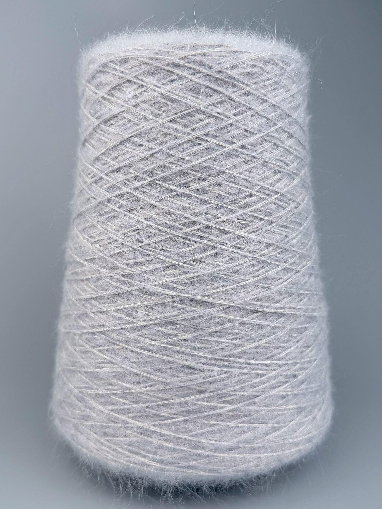 Art. Royal Shine – Kid Mohair, Soie avec paillettes col. Gris perle 430 m / 100 g | Sélection Zimpfer Wolle photo 2